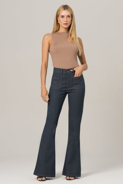 Calça Flare Jeans Azul Escuro com Bolso Frontal F2023148