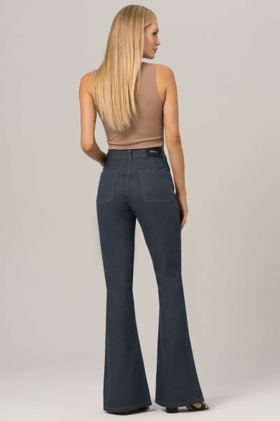 Calça Flare Jeans Azul Escuro com Bolso Frontal F2023148