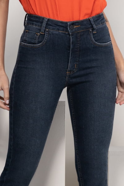 Calça Flare Jeans Escura F2023030